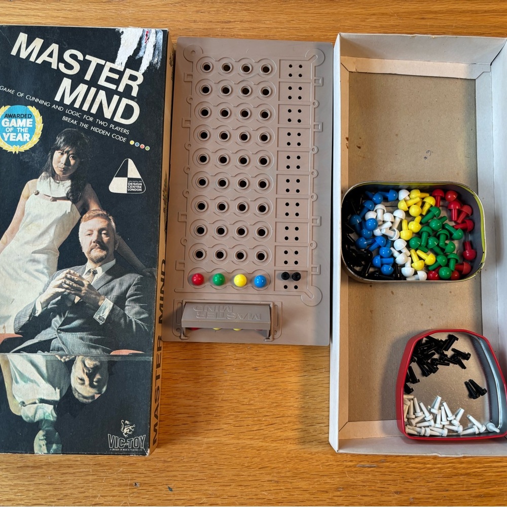 Original Mastermind Game 1972 Vic-Toy “Break the Code”